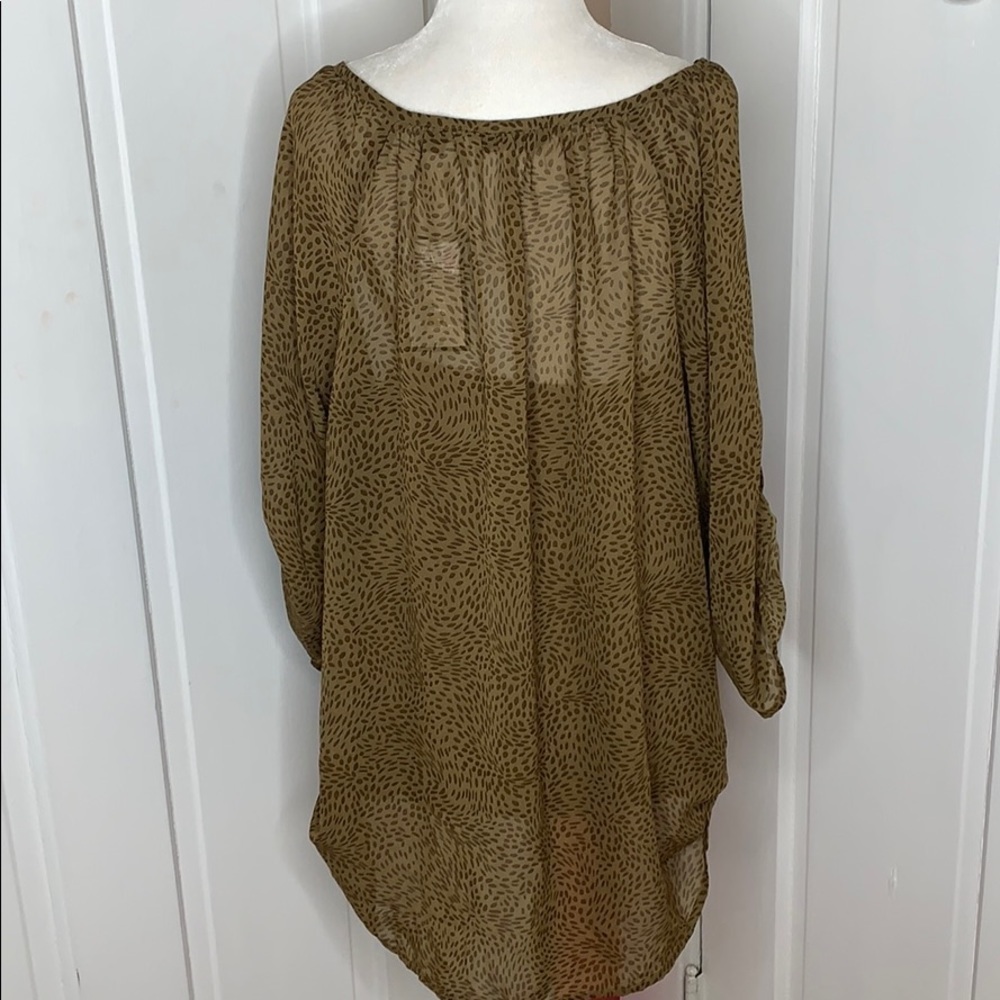 INVESTMENTS•BLOUSE - Picture 3 of 9
